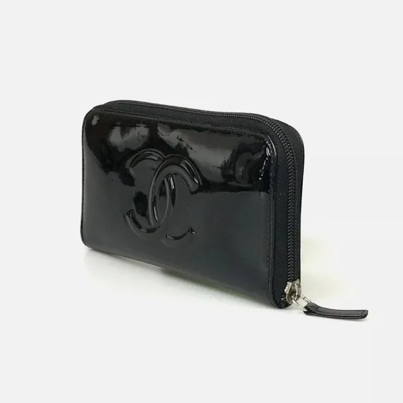 CHANEL Black Patent Leather Wallet - Picture 3 of 15